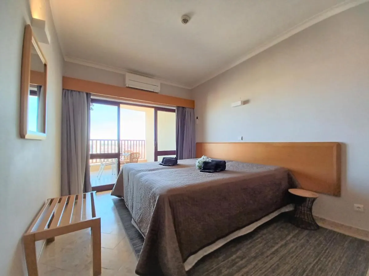 Sunny Dreams Apartment - Praia Mar 波尔蒂芒